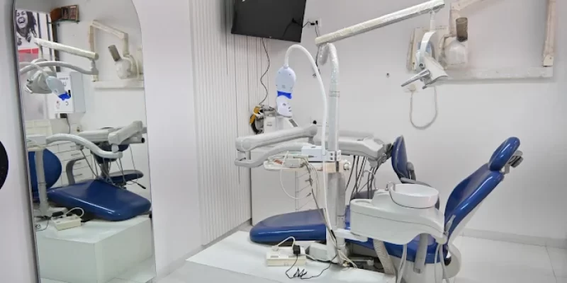 Fly Dental Clinic salisbury park