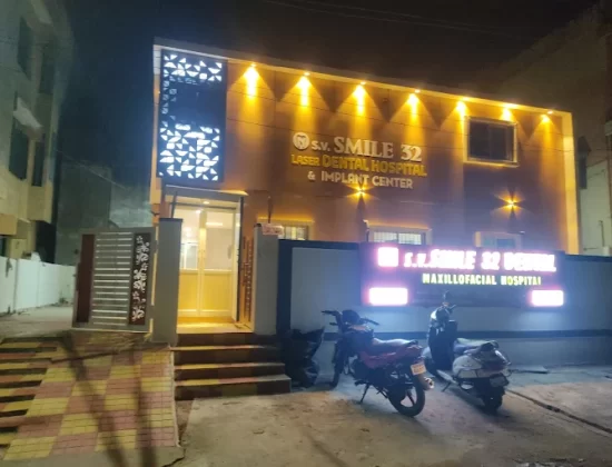 s.v. SMILE 32 DENTAL Clinic/Dr.Konda Amarnath /Dr.K.Prachi